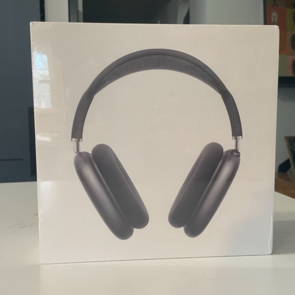 Apple Over-Ear Headphones - Black